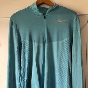Men’s Large Nike Golf Three-quarter Zip Pullover.